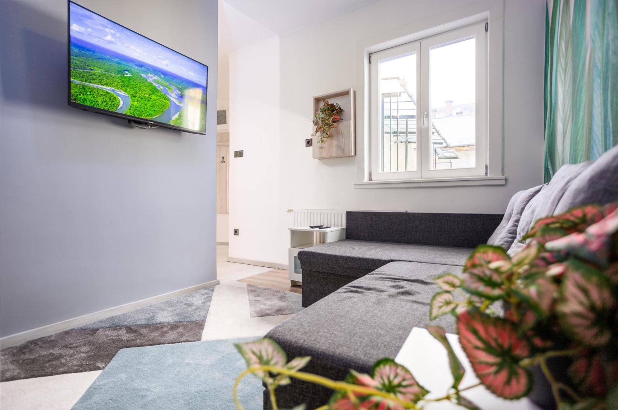 Relax Apartment By The Parliament Budapest Exterior photo